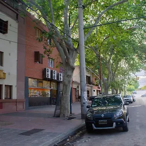 Apartamento Departamento Amoblado En Pleno Centro De Mendoza., Mendoza